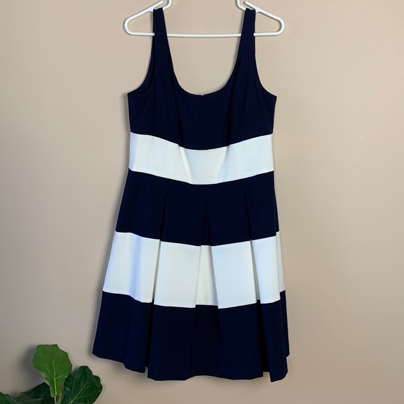 Lauren Ralph Lauren Dresses & Skirts - Ralph Lauren Women’s Navy & White Block Striped Sleeveless Midi Dress Size 14